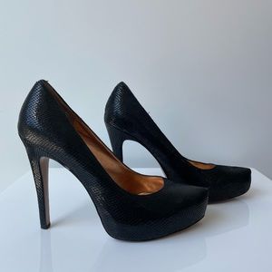 BCBG Generation black heels